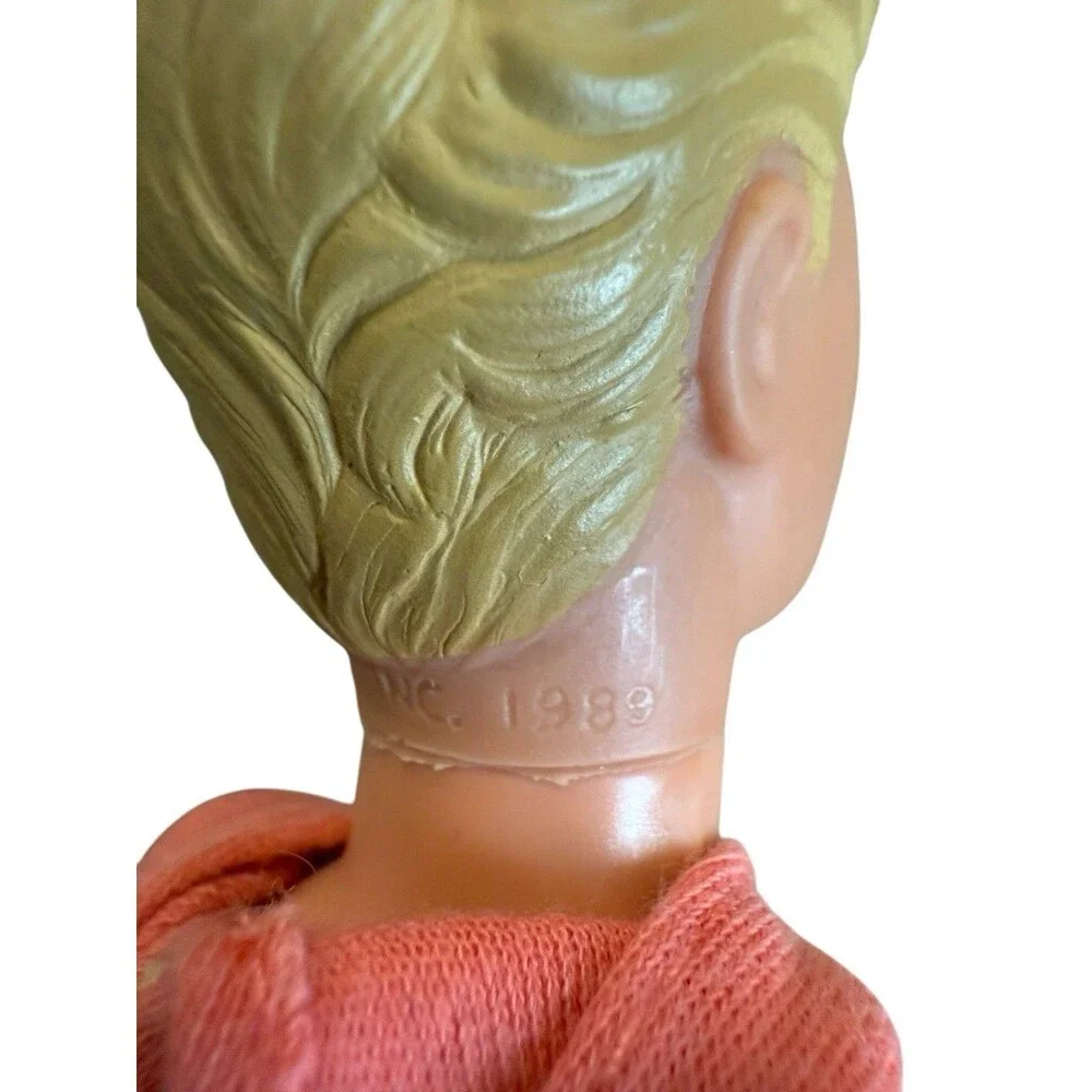 Vtg Barbie 1993 Cool‎ Crimp Kevin Doll #11549 Mattel Blonde outfit Not Complete